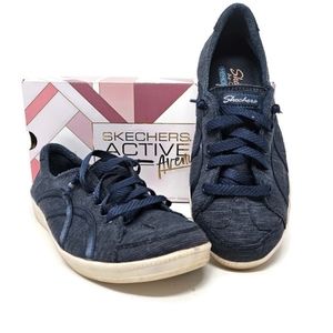 Skechers Size 7.5 M Navy Air Cooled Memory Foam Sneakers